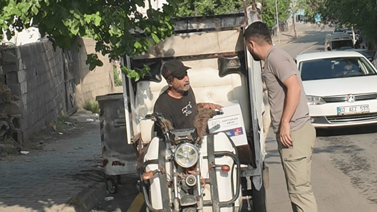 Paylaştıkça Çoğalan İyilik: Kahta’da Erzak Kolisi Dağıtımı Gerçekleşti